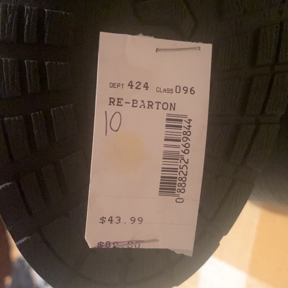 Relativity women’s booties. Brand new! So cute for fall! Size 10M - Picture 4 of 4